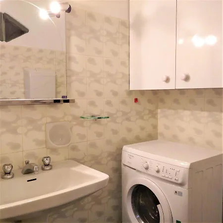 Pettirosso Apartment Stresa